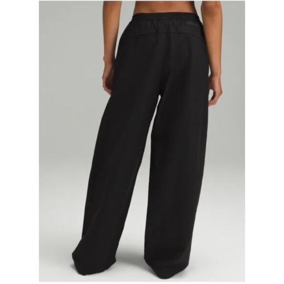 LULULEMON Lab Jacquard Leopard Print Black Wide Leg Pants Womens Size XS 0 - Picture 2 of 11